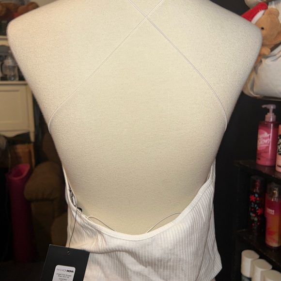 Tank top - Picture 2 of 3